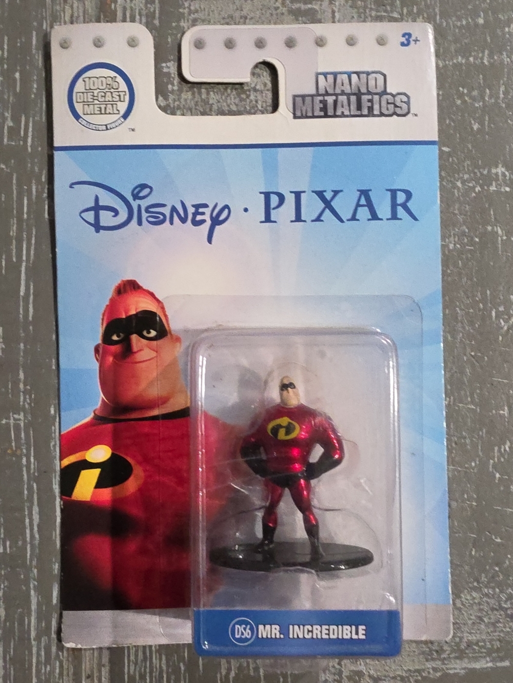 Disney Pixar Mr. Incredible Nano Metalfigs Die-Cast Metal Figurine, Collectible